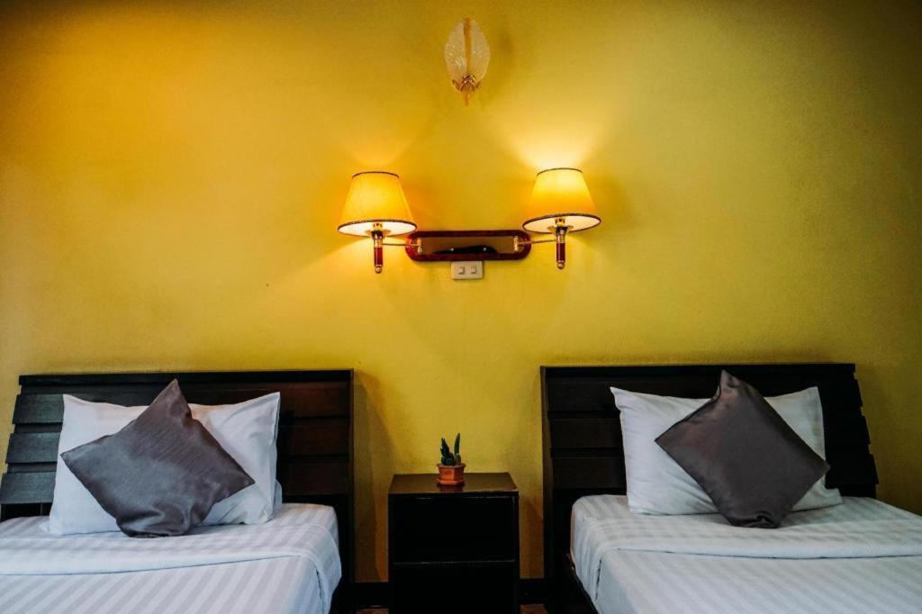 Phoem Phoon 2 Hotel Nan Bagian luar foto