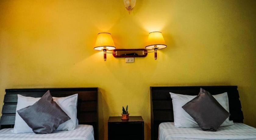 Phoem Phoon 2 Hotel Nan Bagian luar foto