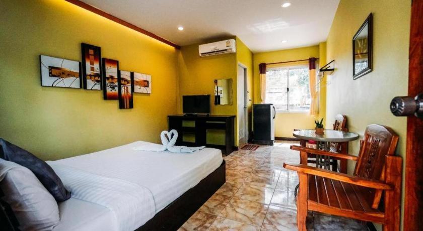 Phoem Phoon 2 Hotel Nan Bagian luar foto